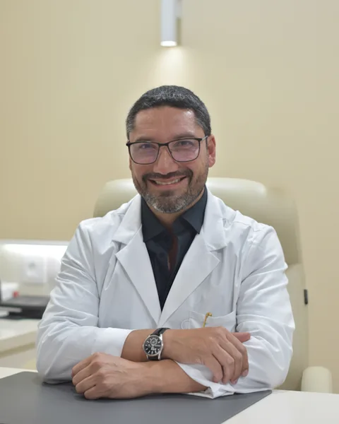 Dr. Ricardo Alarcón